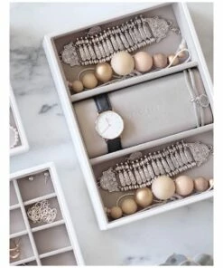 Stackers Watch Bracelet Pad Grey Jewellery Box 10 Stackers Watch Bracelet Pad Grey Jewellery Box -RAY-BAN Online Store 699689800 5 720x928