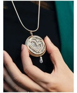 LiTMUS LAB Hemisphere Gold Necklace 5 LiTMUS LAB Hemisphere Gold Necklace -RAY-BAN Online Store 805022830 3 720x928