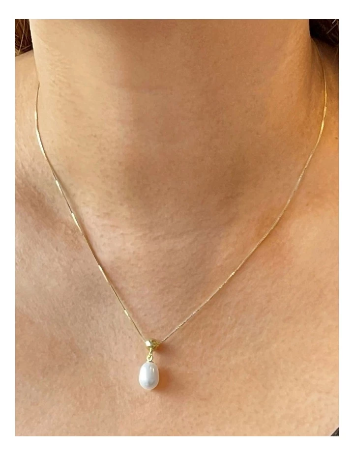 Pure Elements White Pearl 14ct Gold Plated Slider Necklace 2 Pure Elements White Pearl 14ct Gold Plated Slider Necklace - Image 2