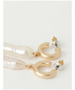 Trent Nathan Freshwater Brushed Gold Pearl Drop Earring -RAY-BAN Online Store 827591950 3 720x928