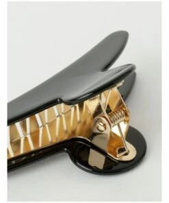 Piper Large Black Resin Claw Clip -RAY-BAN Online Store 853984720 853986160 3 720x928