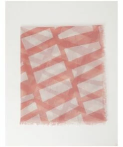 Piper Geo Print Pink Scarf -RAY-BAN Online Store 858937060 858937330 3 720x928