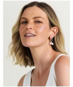 Basque Pearl Beaded Ivory/Silver Huggie Earring -RAY-BAN Online Store 860226130 4 720x928