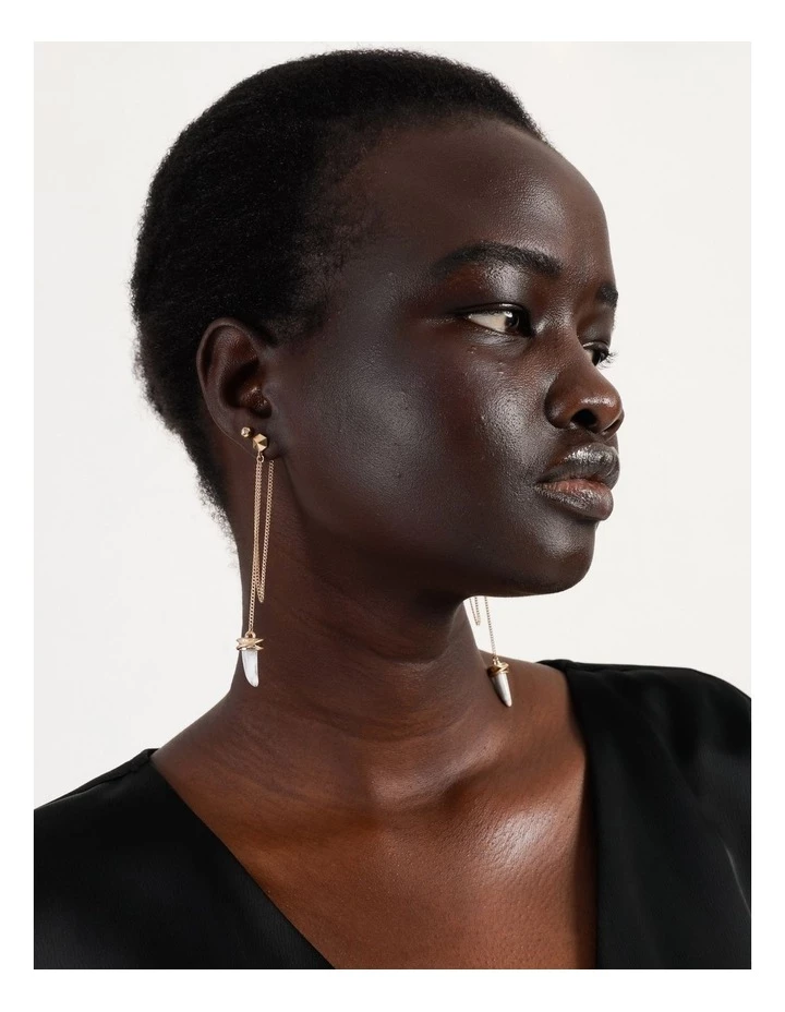 Wayne Cooper Long Chain Worn Gold Drop Earring 4 Wayne Cooper Long Chain Worn Gold Drop Earring - Image 4