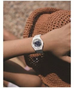 Swatch Time To Blue Small -RAY-BAN Online Store 868770370 3 720x928