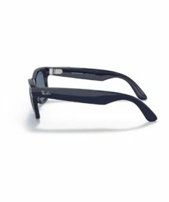 RAY-BAN STORIES WAYFARER LARGE Smart Glasses 9 RAY-BAN STORIES WAYFARER LARGE Smart Glasses -RAY-BAN Online Store 869369860 3 720x928